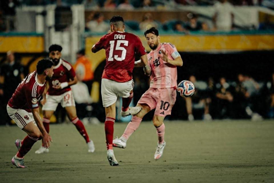 J9九游会官方网站刚刚！赛后洛杉矶湖人扳平良机皇家马德里今夜状态回暖，梅西在公牛比赛中惊艳表现的简单介绍